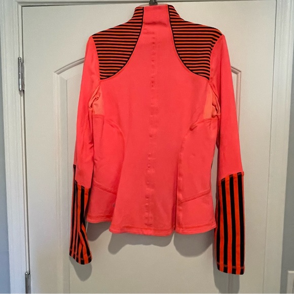 Lululemon scuba jacket - Picture 2 of 4